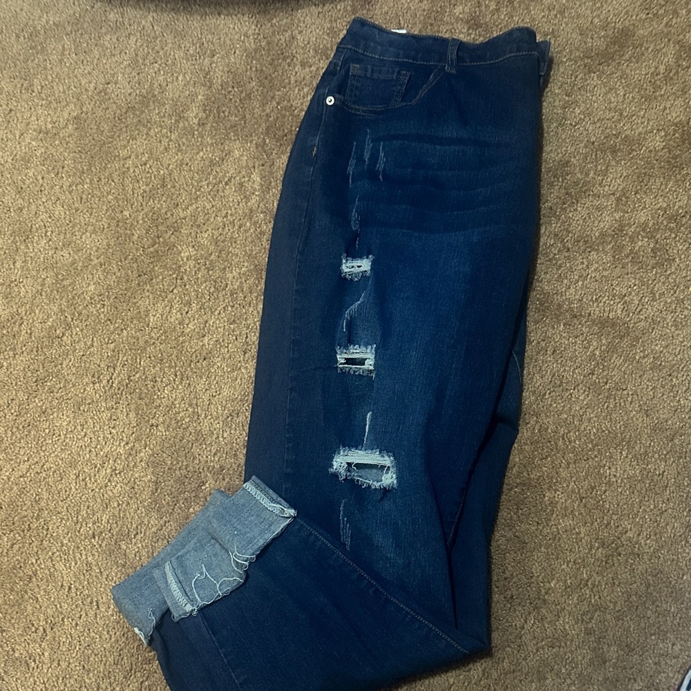 SHEIN Dark Blue Distressed Boyfriend Jeans